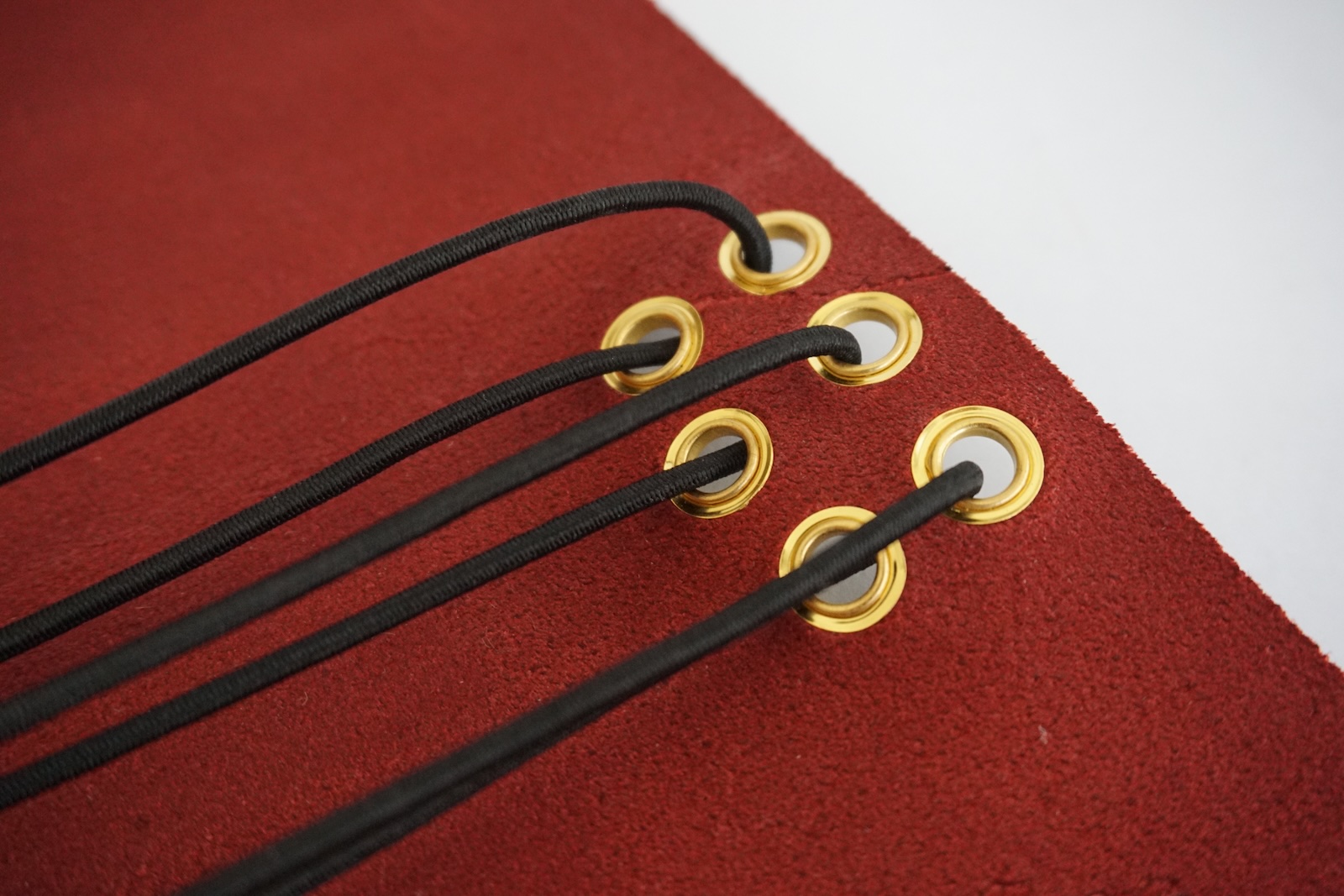 Detalle hojales interior